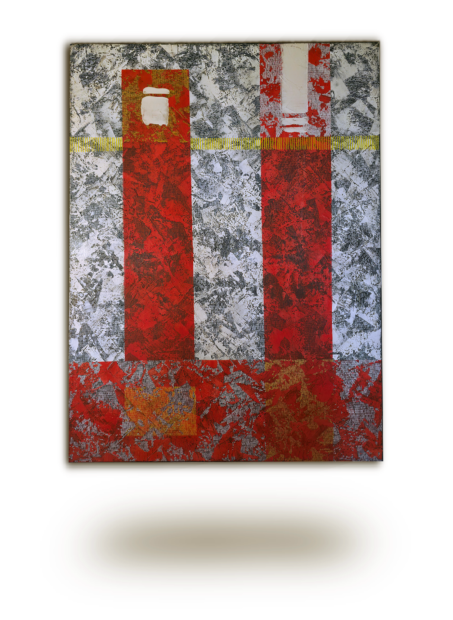 Pulsation saturée — Peinture abstraite contemporaine de Chatti Karim. Composition verticale aux tons rouge brique, rouille et fonds texturés gris-ocre. Travail de matière acrylique et sable, collection L'Invisible. Art contemporain français.